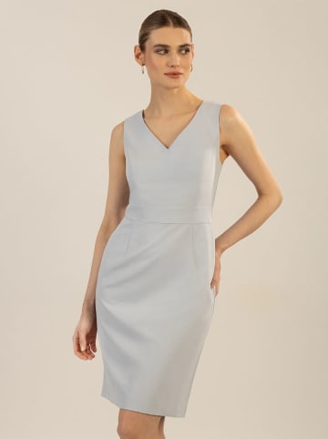 APART Kleid in Hellgrau