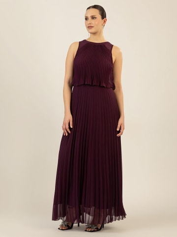 APART Plisseekleid in Aubergine