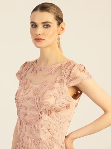 APART Kleid in Rosa