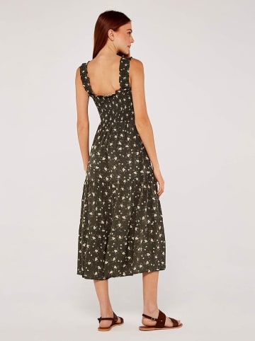 Apricot Kleid in Khaki