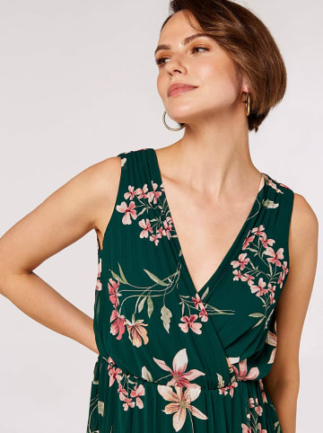 Apricot Kleid in Grün