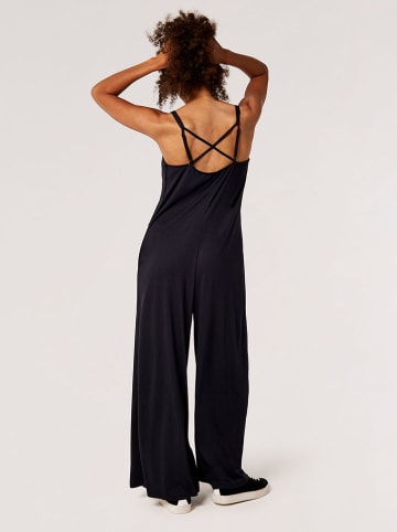 Apricot Jumpsuit in Schwarz