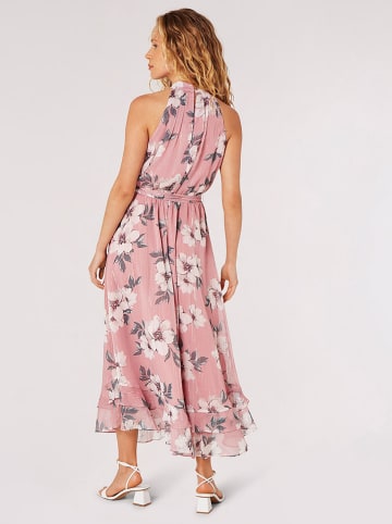 Apricot Kleid in Rosa