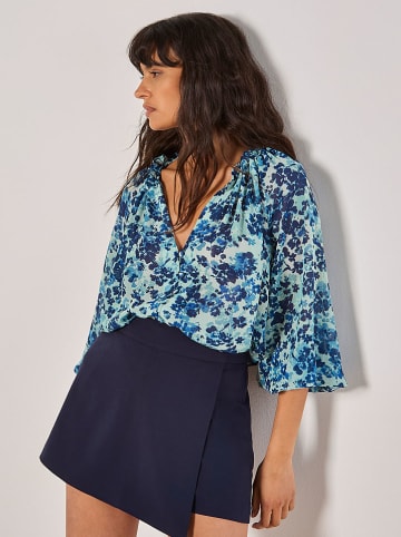 Apricot Bluse in Hellblau