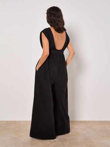 Apricot Jumpsuit in Schwarz