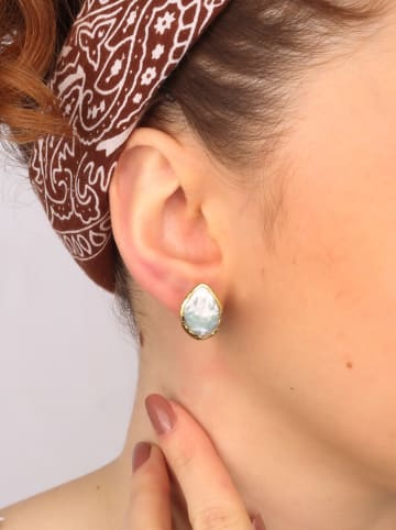 L'Atelier de Gaia Vergulde oorstekers met parelmoer