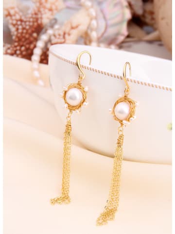 L'Atelier de Gaia Vergulde oorhangers met parels