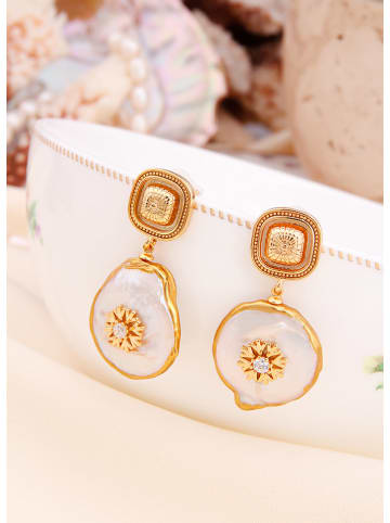 L'Atelier de Gaia Pozłacane kolczyki z masą perłową