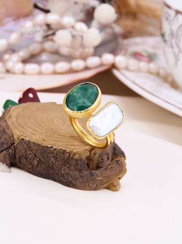 L'Atelier de Gaia Pozłacany pierścionek z perłą i agatem