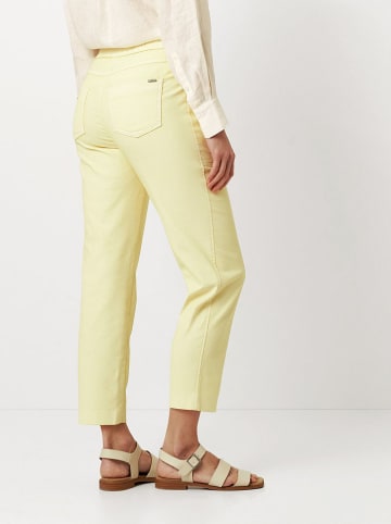 Toni Stoffen broek geel