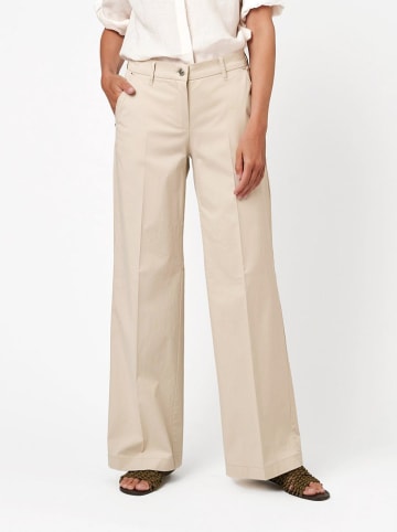 Toni Marlenebroek beige