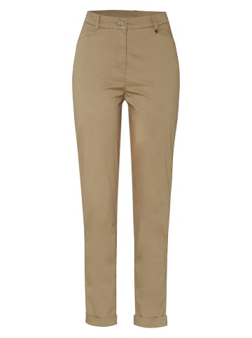 Relaxed by TONI Chino in Hellbraun