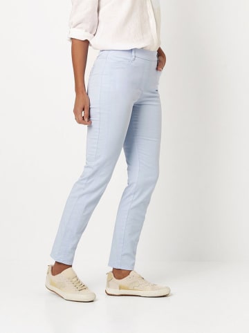 Relaxed by TONI Hose in Hellblau