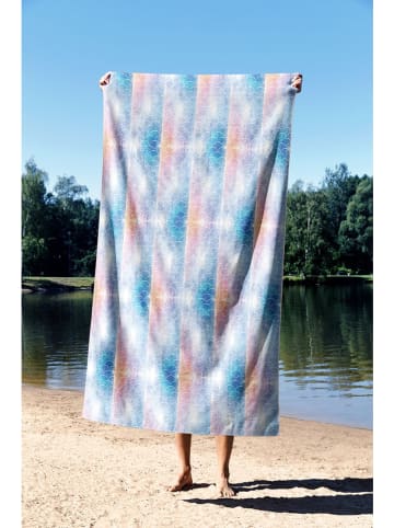 FLORIANE GARDEN Strandtuch "Colorful Naga" in Blau/ Lila