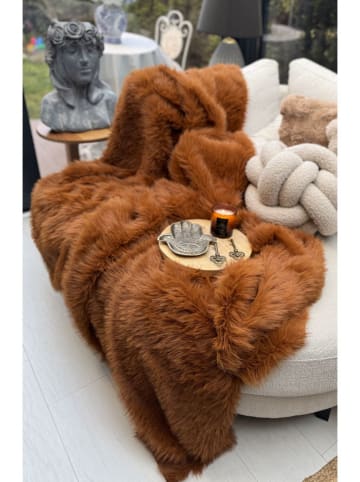 Elizabed Narzuta w kolorze brązowoczerwonym