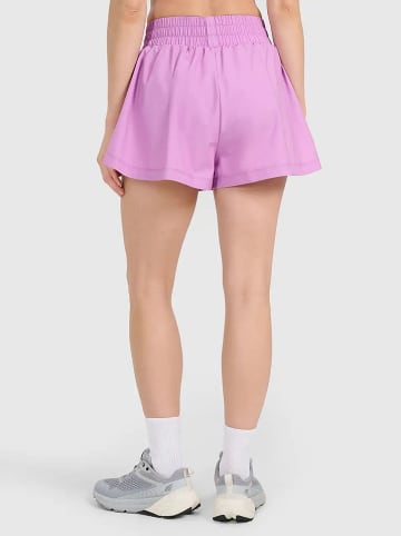 4F Szorty sportowe w kolorze jasnoróżowym