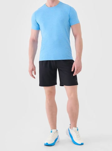 4F Trainingsshorts in Schwarz