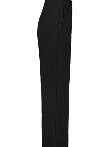 Sublevel Hose in Schwarz
