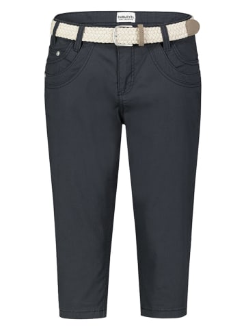 Sublevel Caprihose in Dunkelblau