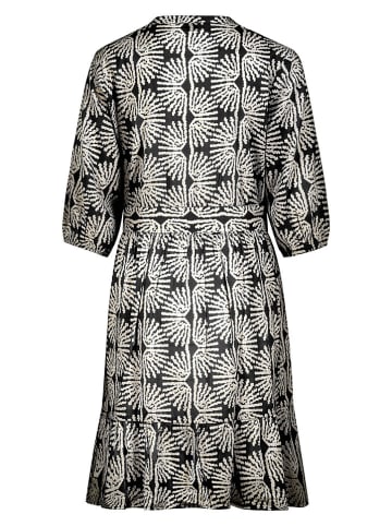 Sublevel Kleid in Schwarz