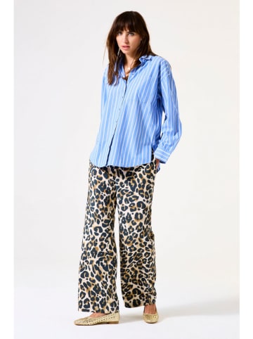 Garcia Spodnie w kolorze beżowym