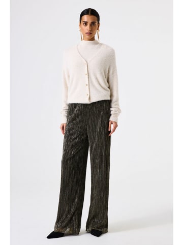 Garcia Kardigan w kolorze kremowym