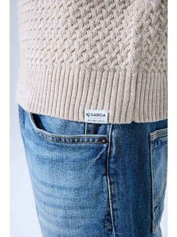 Garcia Sweter w kolorze kremowym