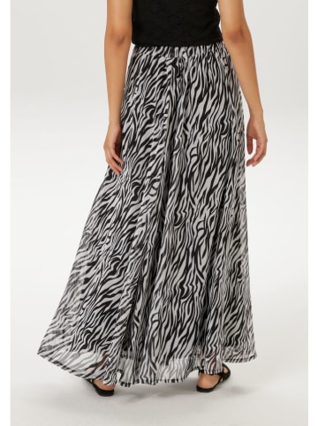 Aniston Rock in Hellgrau/ Schwarz