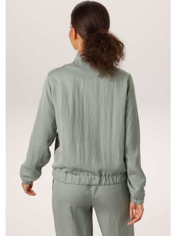 Aniston Blouson in Grau