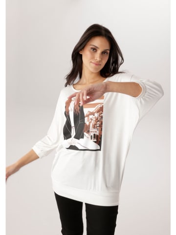 Aniston Longsleeve in Weiß