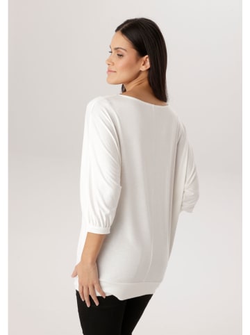 Aniston Longsleeve in Weiß