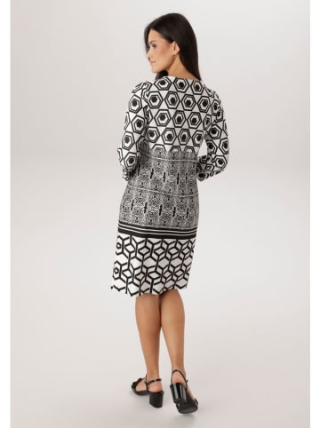 Aniston Kleid in Weiß/ Schwarz