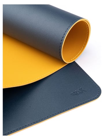 SAX Bureaumat donkerblauw/geel - (L)90 x (B)45 cm