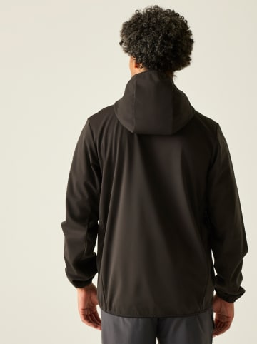 Regatta Softshelljacke "Tredmoor" in Schwarz