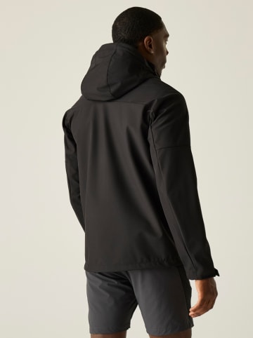 Regatta Softshelljacke "Arana" in Schwarz
