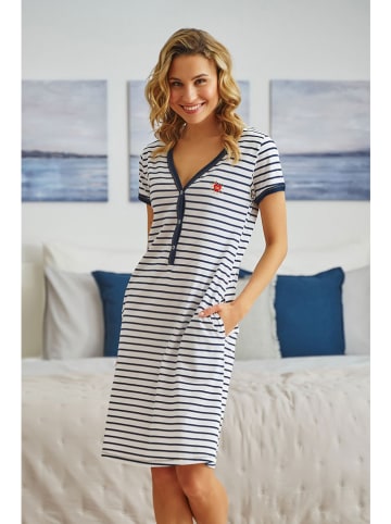 Doctor Nap Umstandsnachthemd in Weiß