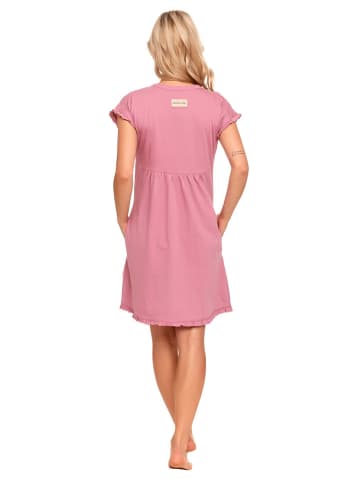 Doctor Nap Umstandsnachthemd in Rosa