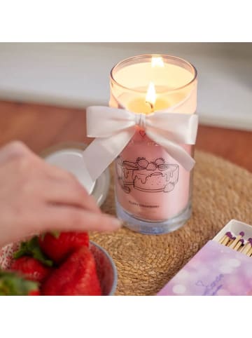 Juwelkerze Duftkerze mit Ohrringen "Fluffy Strawberry & Cheesecake" - 400 g