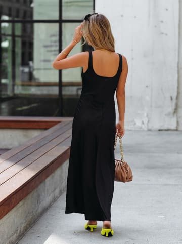 Milan Kiss Sukienka w kolorze czarnym