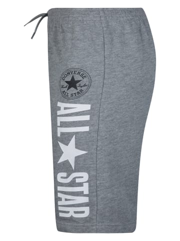 Converse Sweatshorts in Grau