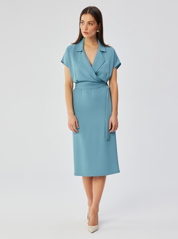 Stylove Sukienka w kolorze błękitnym