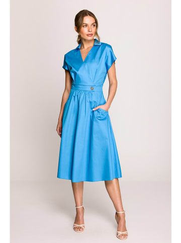 Stylove Sukienka w kolorze niebieskim