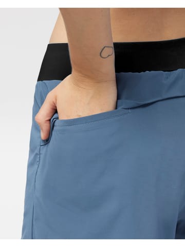 LaMunt Szorty 2w1 "Teresa Light" w kolorze niebieskim