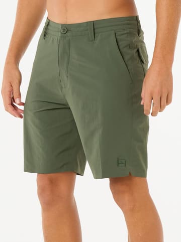 Rip Curl Bermudy "Boardwalk Global Entry" w kolorze zielonym
