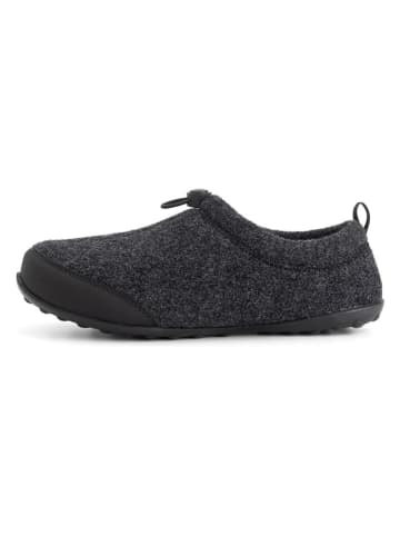 TRAVELIN' Hausschuhe "Back2Home" in Schwarz