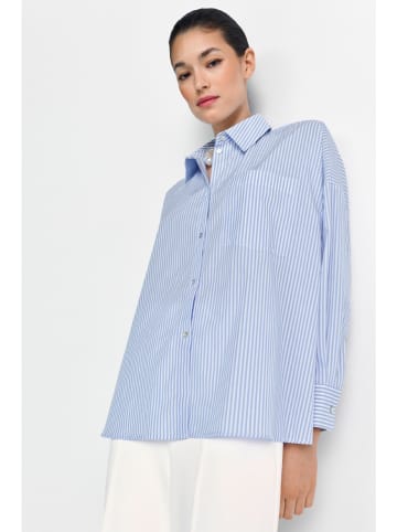 Rich & Royal Bluse in Hellblau/ Weiß