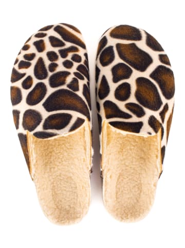 billowy Clogs in Beige