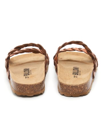 billowy Skórzane klapki w kolorze jasnobrązowym