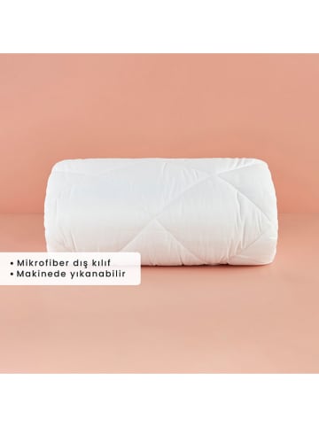 BELLA MAISON Kołdra "Bella" w kolorze białym z mikrowłókna