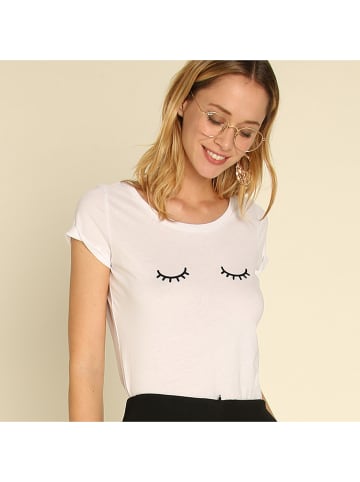 WOOOP Shirt "Eyes Closed" in Weiß